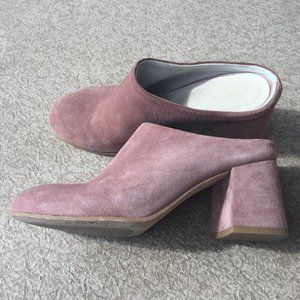 Gidigio Made in Italy Medium Heel Suede Mules (Indie Pink)